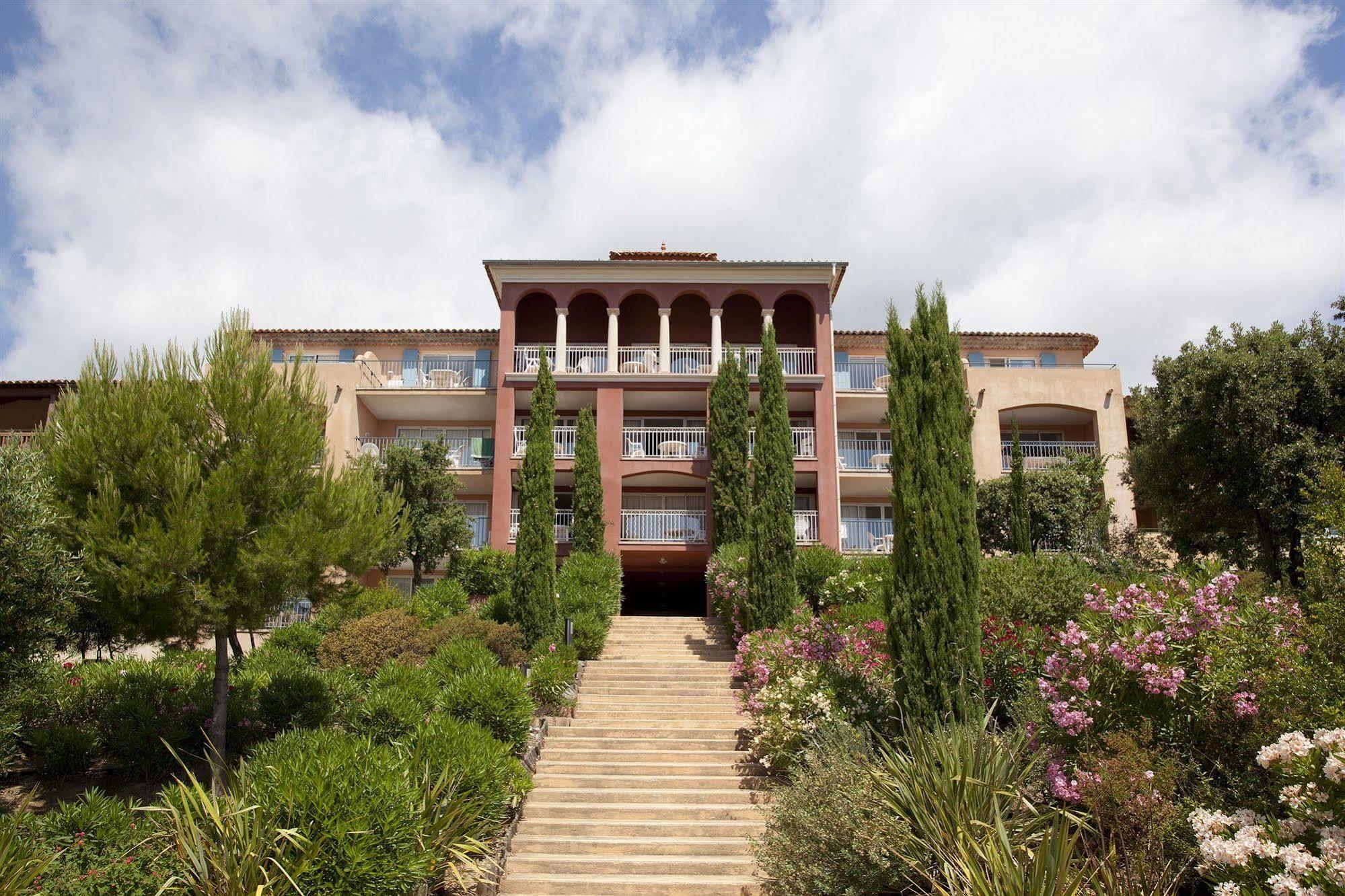P&V Residence Le Hameau Des Issambrr Sainte-Maxime Exterior photo