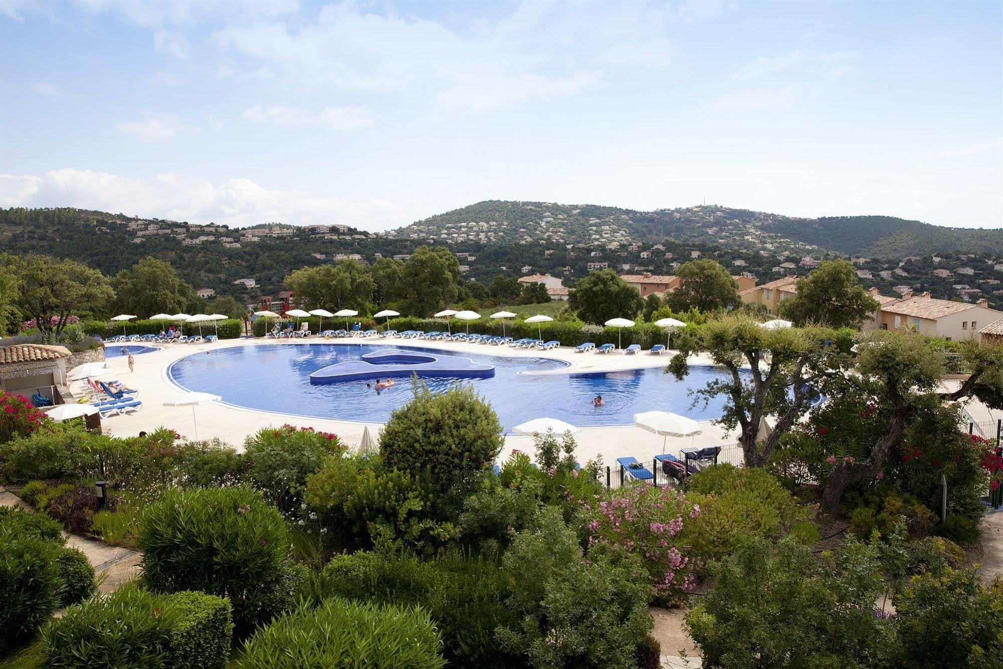P&V Residence Le Hameau Des Issambrr Sainte-Maxime Exterior photo